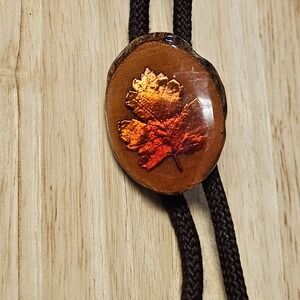 Unique Maple Leaf Bolo Tie‎ Resin Pendant Western Style Cord Necklace